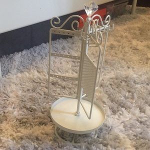 White jewelry stand